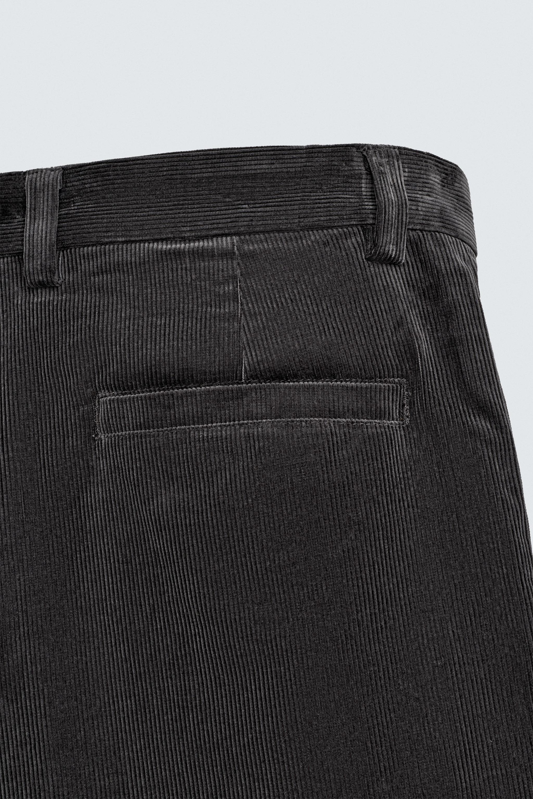 PLEATED CORDUROY PANTS